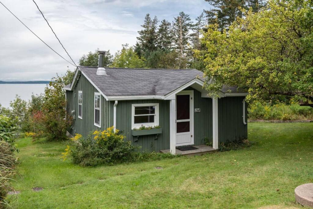 Hackett'S Cove Oceanfront Tiny Cottage For Two Hacketts Cove Esterno foto